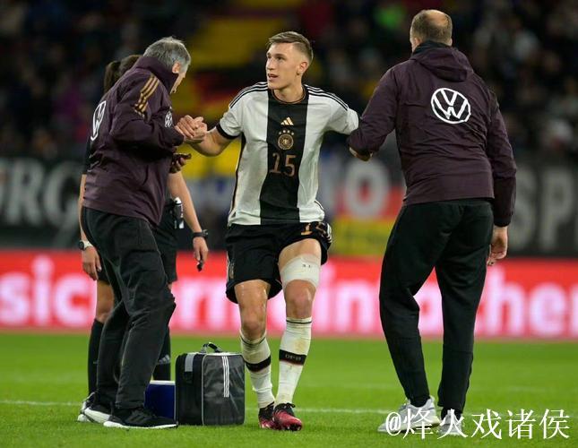 德媒:多特恐采取强硬态度,施洛特贝克期待豪门召唤 德媒:多特恐采取强硬态度,施洛特贝克期待豪门召唤